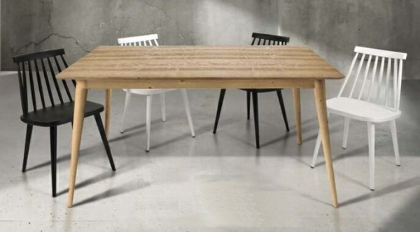 Tavolo Moderno Abete spazzolato