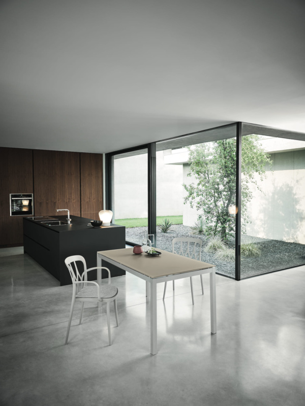 TAVOLO ALLUNGABILE MAGO